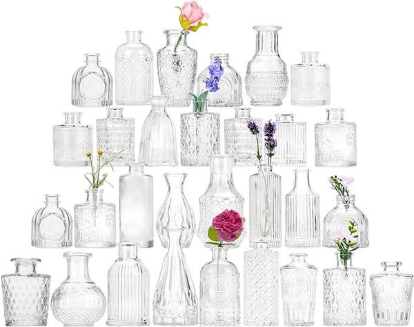 Clear Bud Vases — 100 available