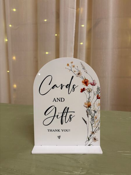 Cards & Gifts, Floral
