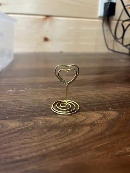 Gold Heart Photo Holders — 20 available